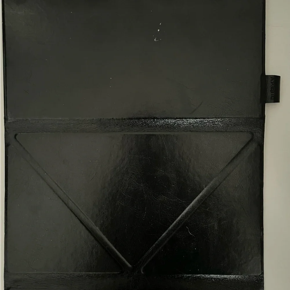 Black Wireless Keyboard and Case for Tablets